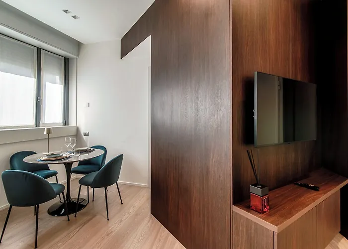 Appartement Rubini - By Myhomeincomo *