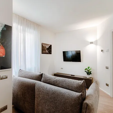 Rubini - By Myhomeincomo Apartamento *