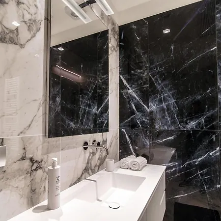 Rubini - By Myhomeincomo *