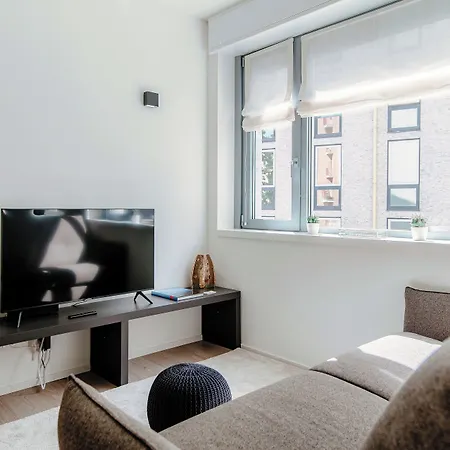 Rubini - By Myhomeincomo *