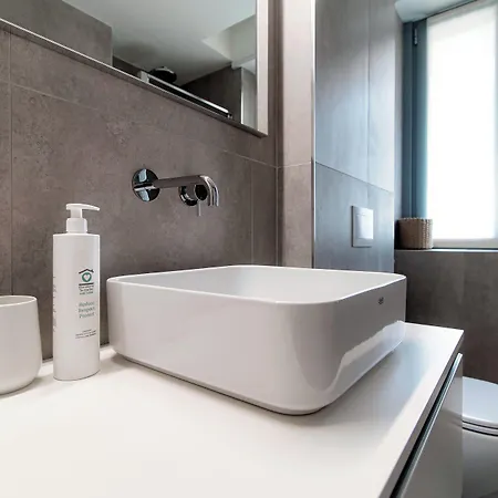 Rubini - By Myhomeincomo *