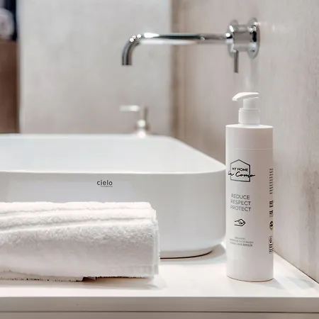 Rubini - By Myhomeincomo Apartman *