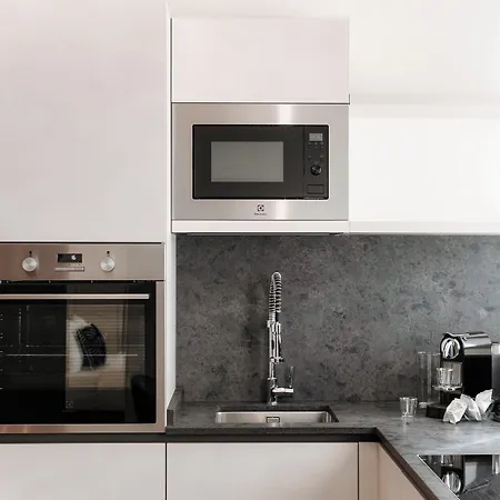 Rubini - By Myhomeincomo Apartamento