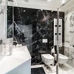 Apartamento Rubini - By Myhomeincomo Como
